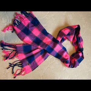 Hollister Scarf